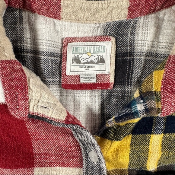 American Eagle Outfitters Colorblock Plaid flannel women’s L - Picture 7 of 8
